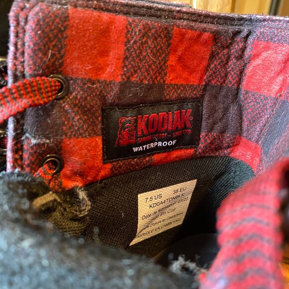 Kodiak Women’s Canora Plaid Waterproof Boot, US 7.5, Black - Picture 6 of 6